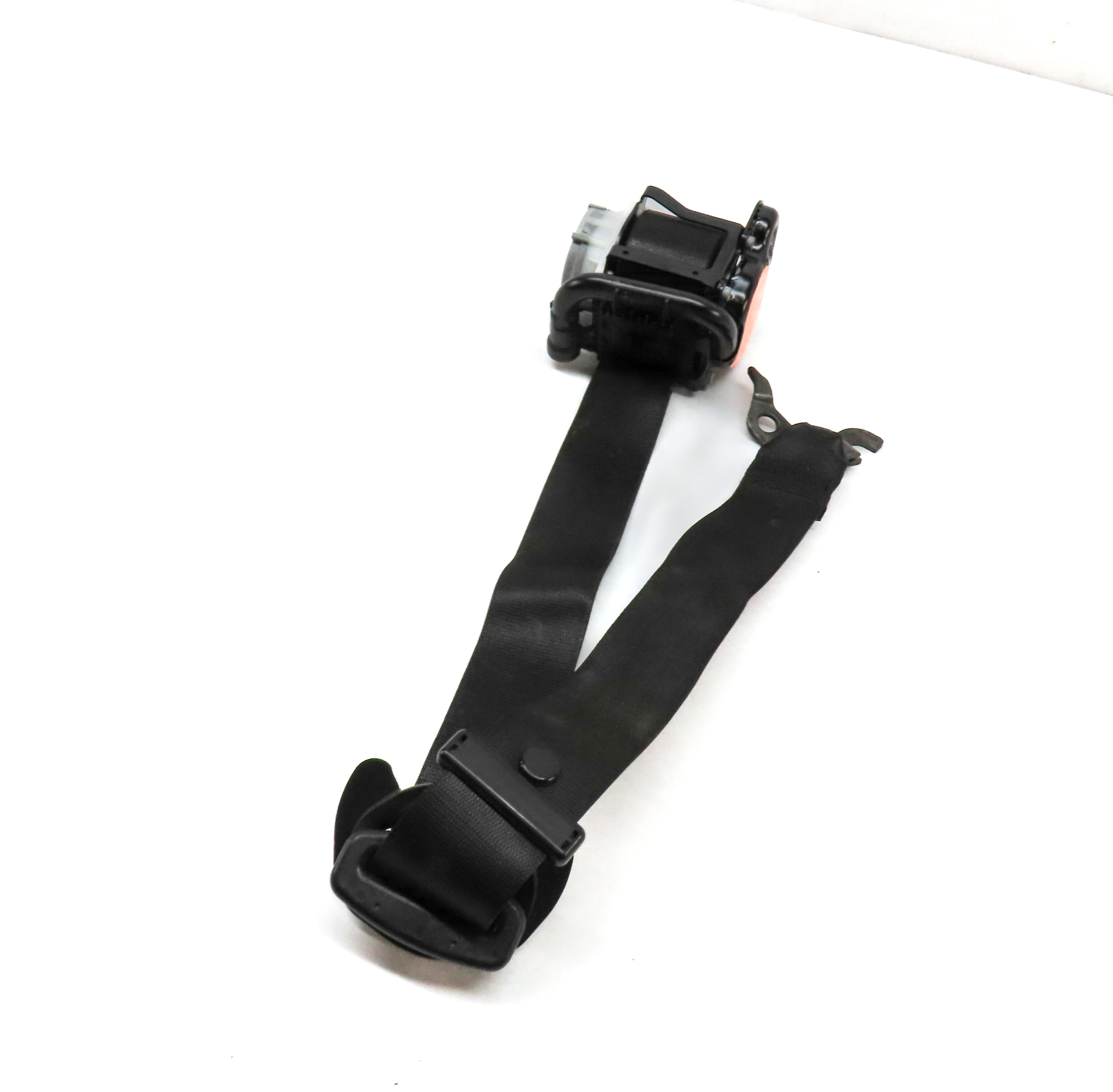 11-18 BMW X3 X4 (F25 F26) LEFT FRONT DRIVER SEATBELT BUCKLE RETRACTOR (Black) — exact item pictured